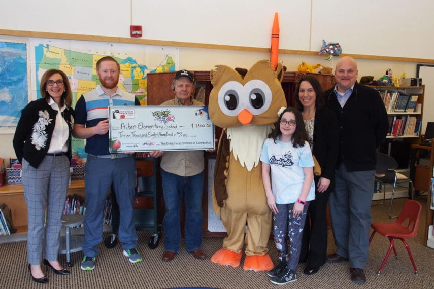 Elementary school check presentation