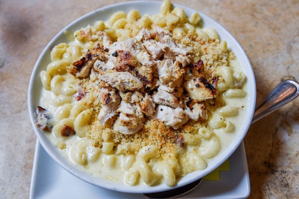 Creamy mac and cheese with chicken for extra protein.