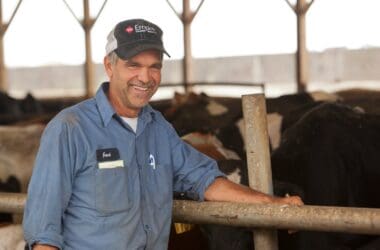 parent farmily farm worker