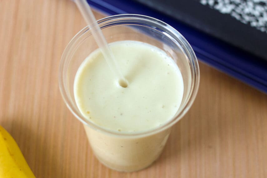 pineapple banana smoothie